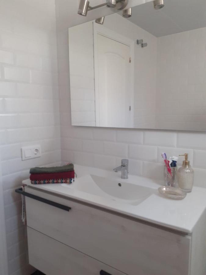 מנילבה Small Oasis - Appartement 6 Personnes מראה חיצוני תמונה