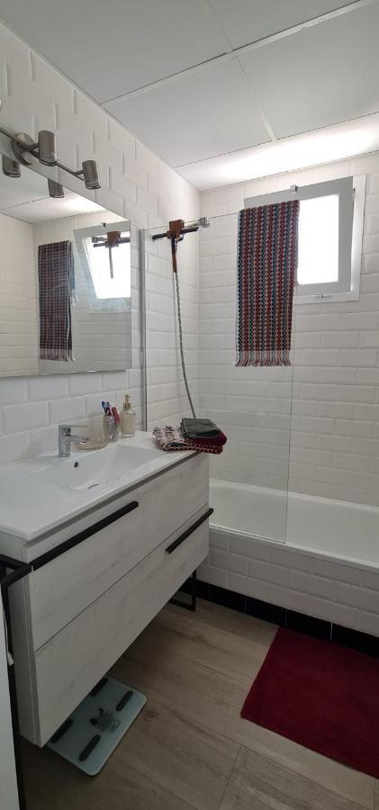 מנילבה Small Oasis - Appartement 6 Personnes מראה חיצוני תמונה